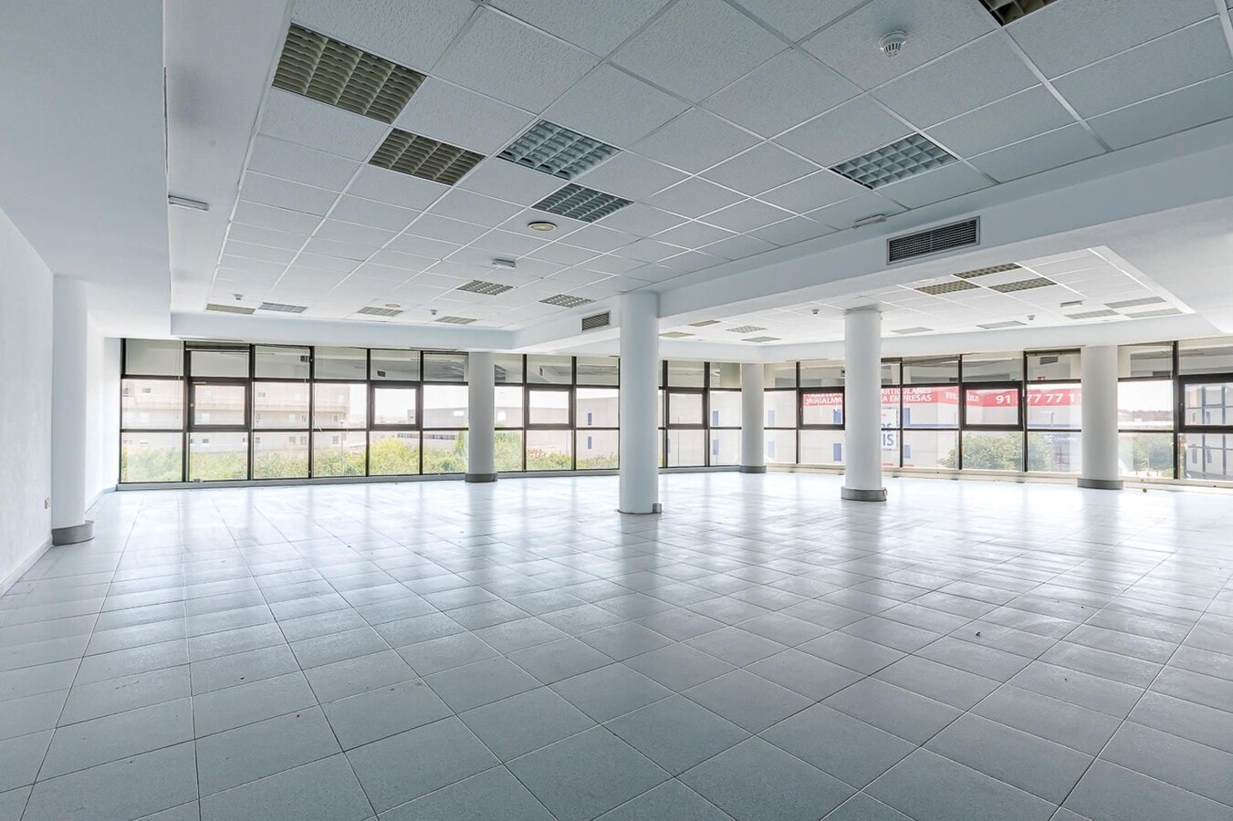 Avenida San Pablo, 28, Coslada, MAD 28820 -  -  - Interior Photo - Image 1 of 6