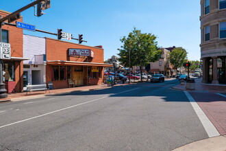 30 S Main St, Harrisonburg, VA for rent Building Photo- Image 2 of 15