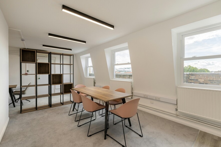 20 Grosvenor Gdns, London to rent - Building Photo - Image 3 of 22