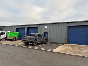 Moorbridge Road East Rd, Bingham to rent Building Photo- Image 2 of 5