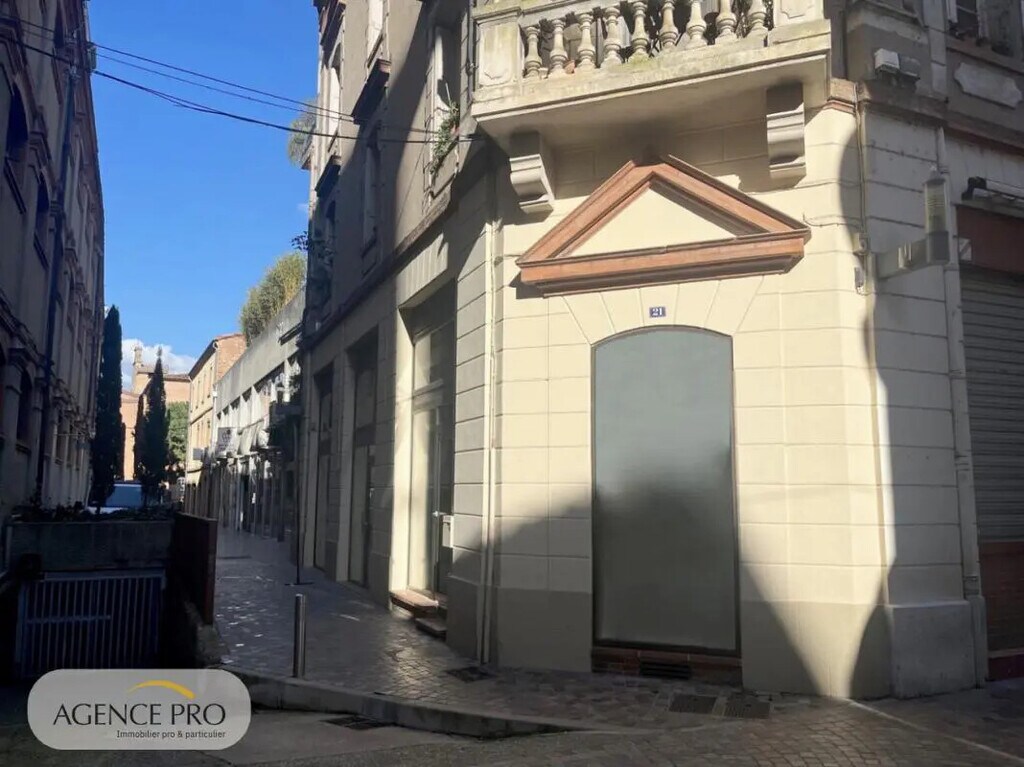 Location Commerce 110 m² - Photo 1