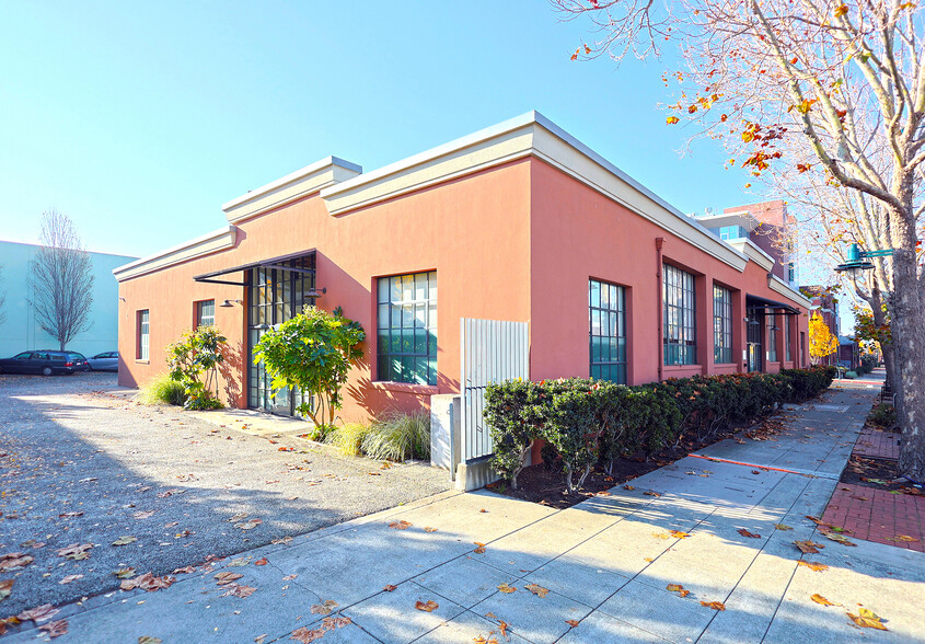 1375 Park Ave, Emeryville, CA for rent - Building Photo - Image 2 of 17