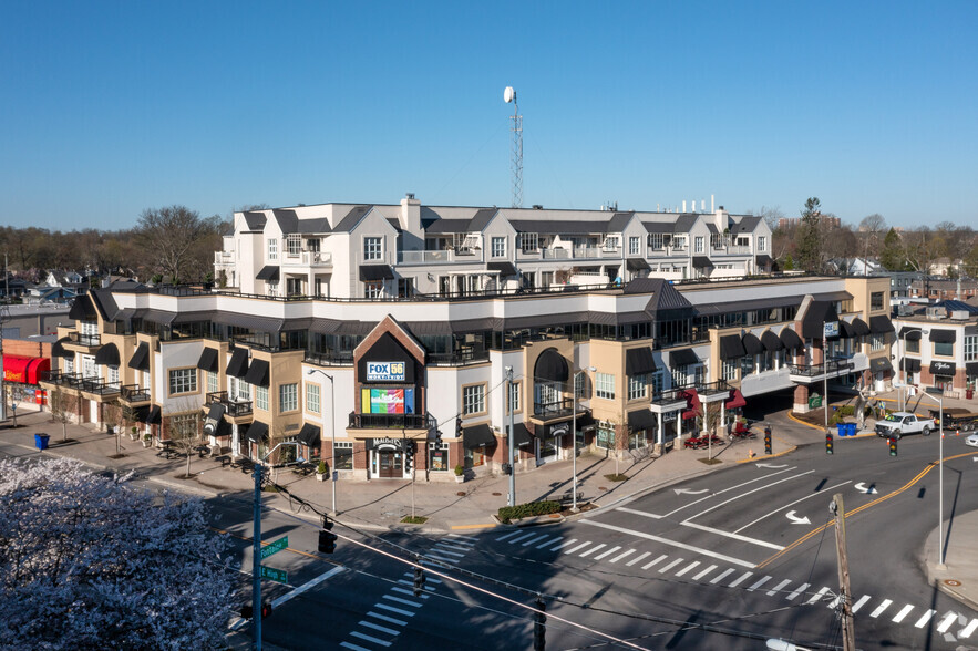 836-838 E Euclid Ave, Lexington, KY for rent - Building Photo - Image 1 of 9