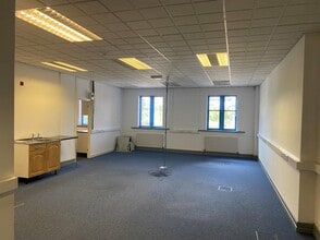 Waterfront E, Brierley Hill to rent Interior Photo- Image 2 of 2