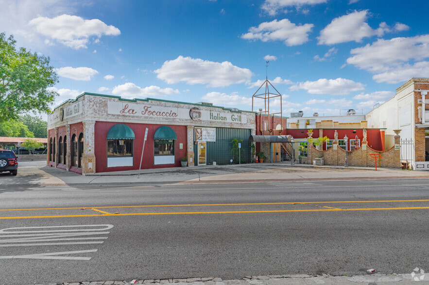 800 S Alamo St, San Antonio, TX for rent - Primary Photo - Image 1 of 19