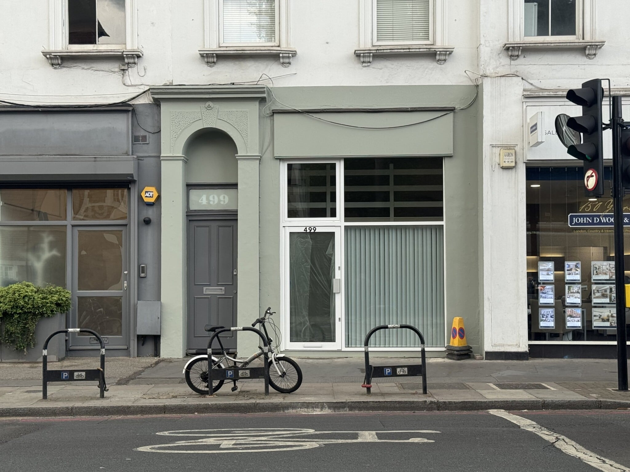 499 Battersea Park Rd, London to rent Building Photo- Image 1 of 7