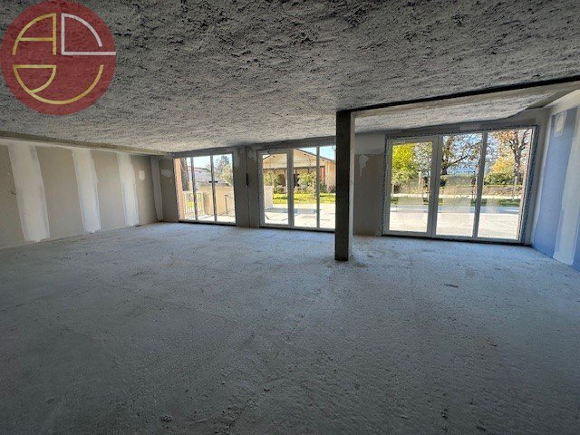 Retail in Toulouse for sale - Interior Photo - Image 3 of 4