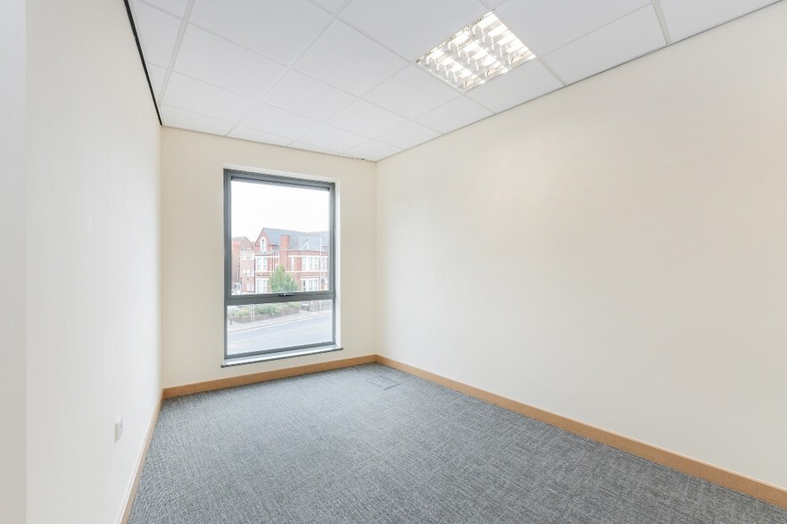 Loughborough Rd, West Bridgford for rent - Interior Photo - Image 2 of 11