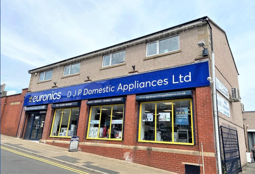 1-3 King Ln, Clitheroe for sale Primary Photo- Image 1 of 1