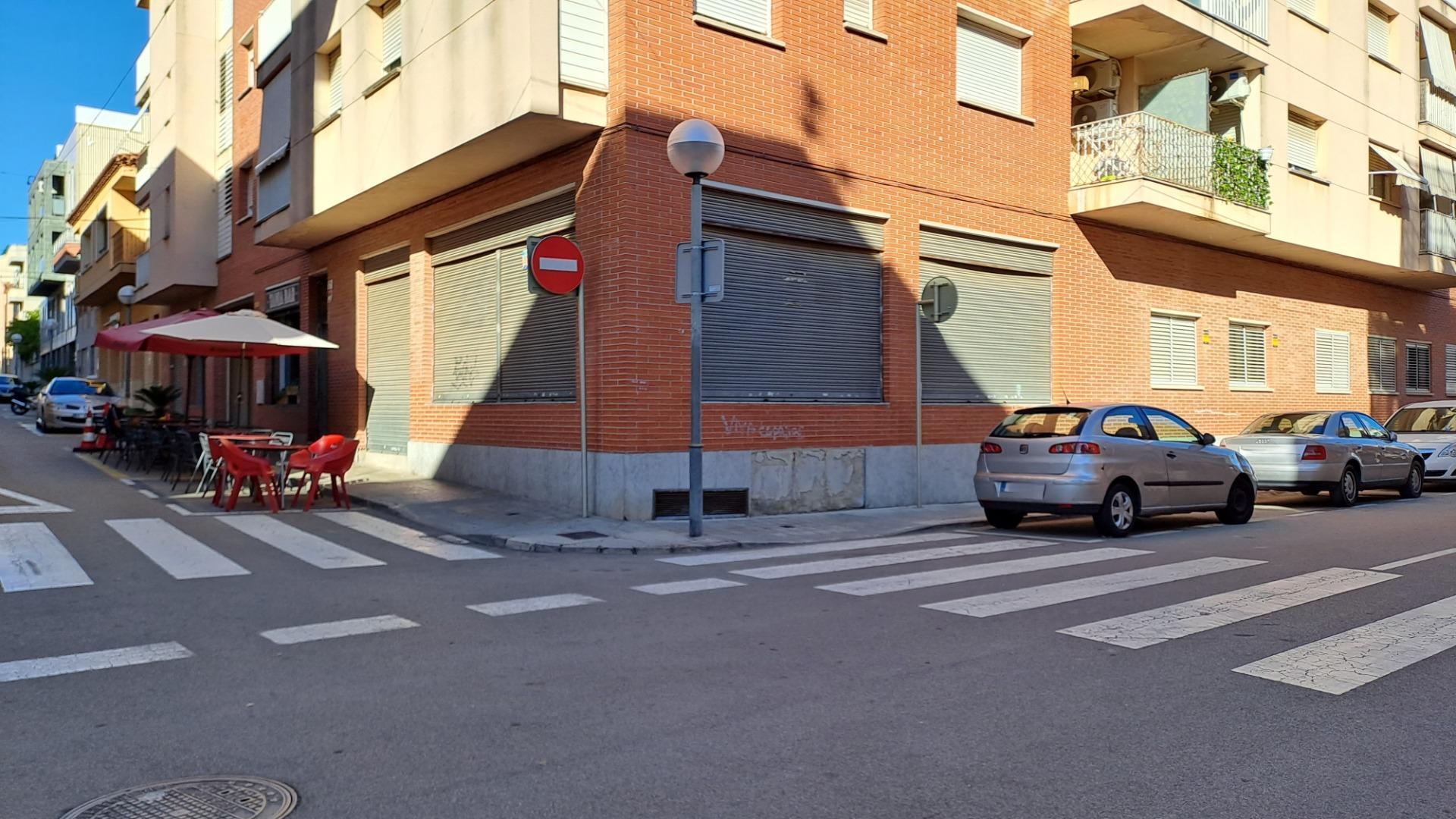Build-to-Rent in La Pobla de Mafumet, Tarragona for sale Primary Photo- Image 1 of 2