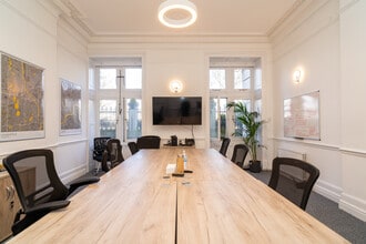 Whitehall Ct, London to rent Building Photo- Image 1 of 5