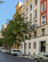 Calle Zurbano, 80, Madrid, Madrid for rent Interior Photo- Image 2 of 16