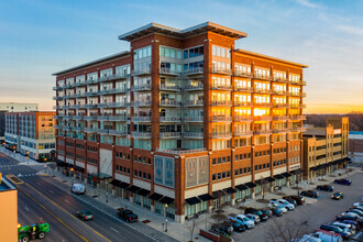 360 N Main St, Royal Oak, MI for rent Building Photo- Image 1 of 12