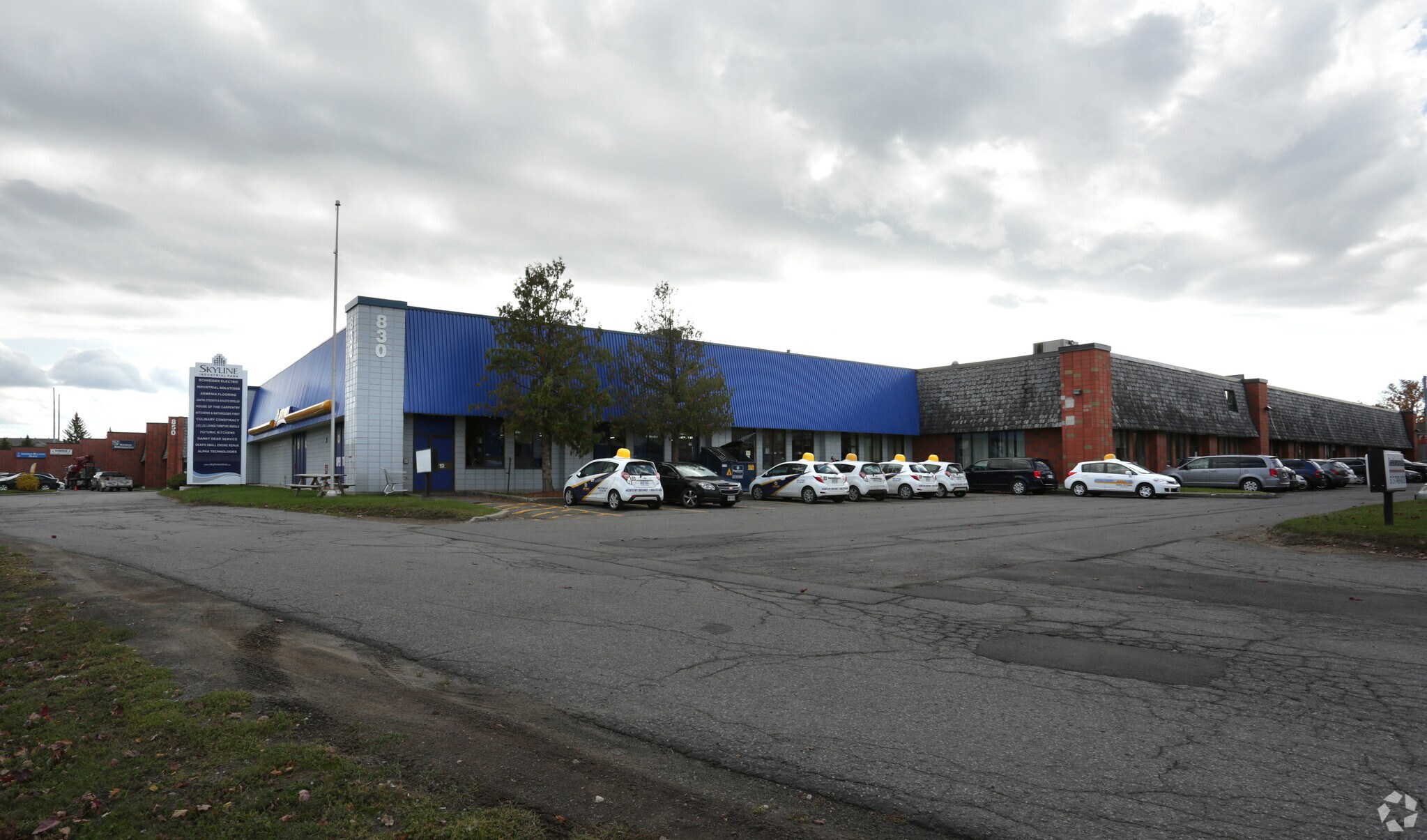 830-840 Industrial Ave, Ottawa, ON to rent Building Photo- Image 1 of 8