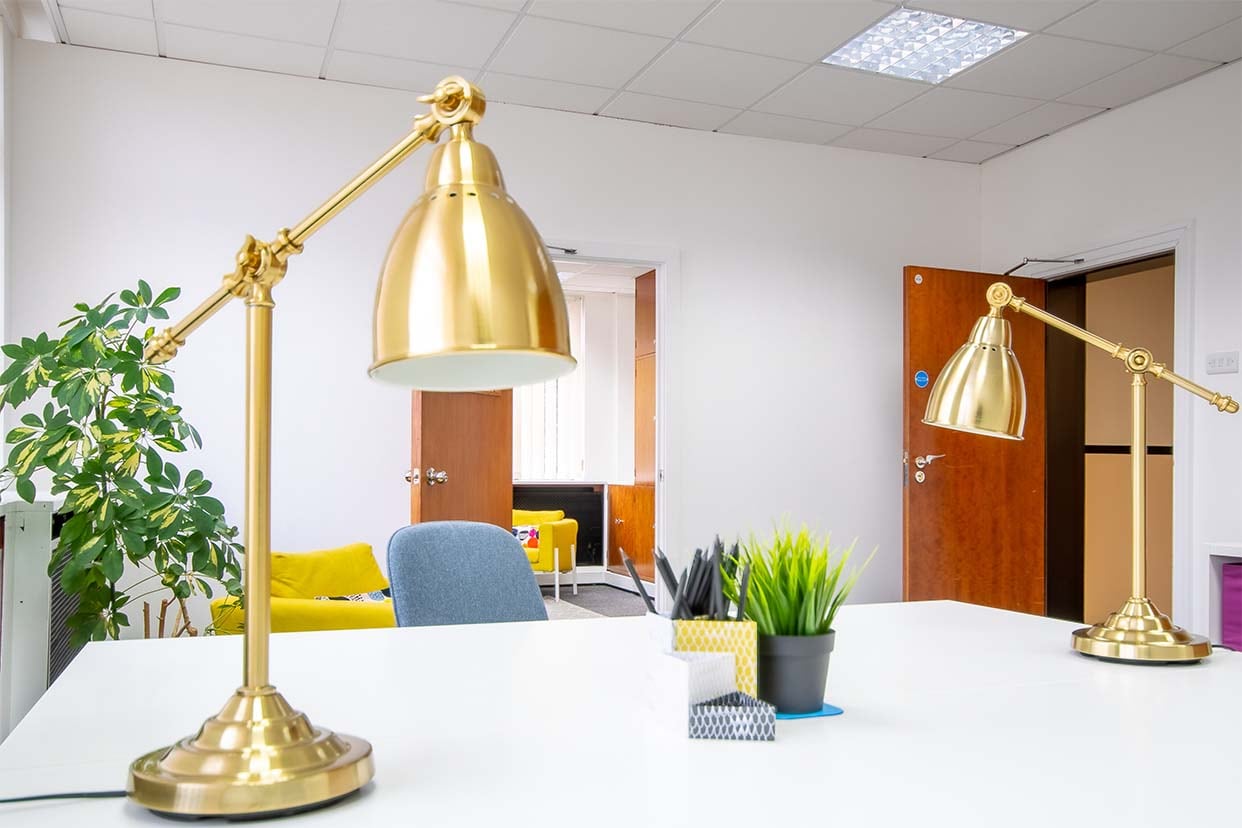 Knowles Hl, Bradford to rent Interior Photo- Image 1 of 3