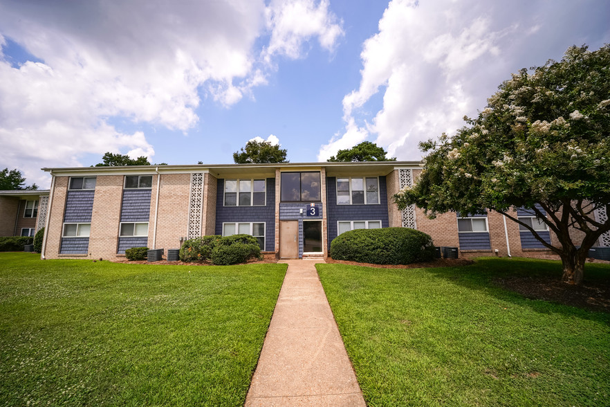 1301 Canal Dr, Chesapeake, VA for sale - Building Photo - Image 1 of 1