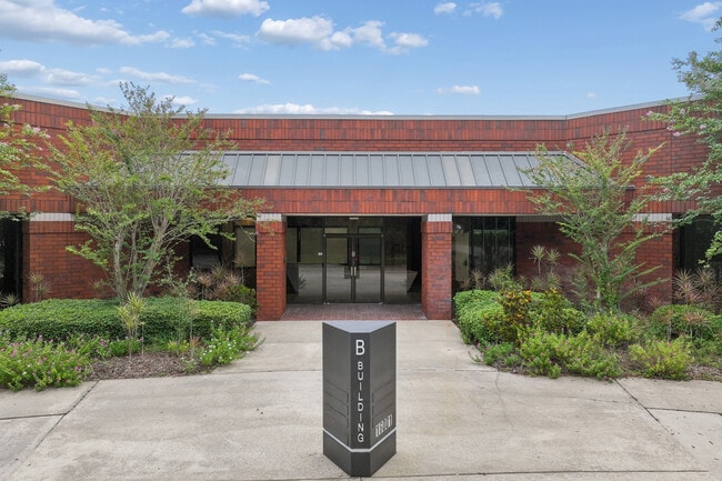 More details for 16001 Bay Vista Dr, Clearwater, FL - Office to Rent