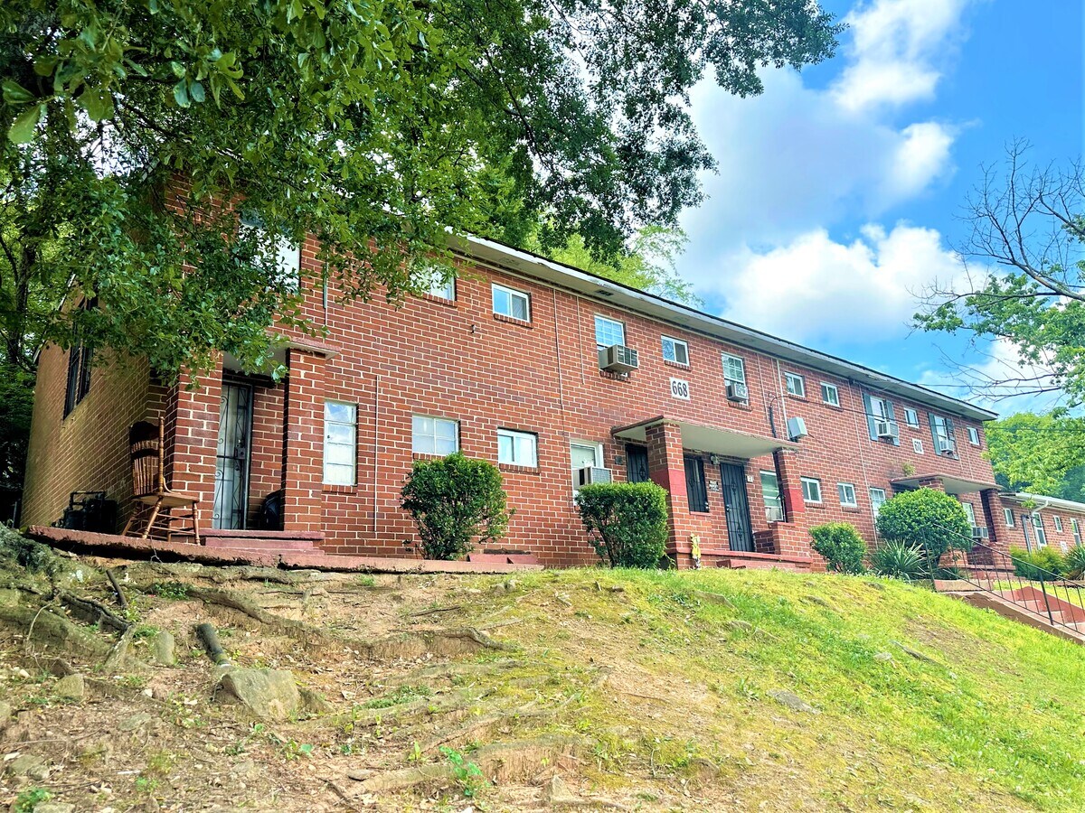 666668 Cameron M Alexander Blvd NW, Atlanta 30318 Value Add