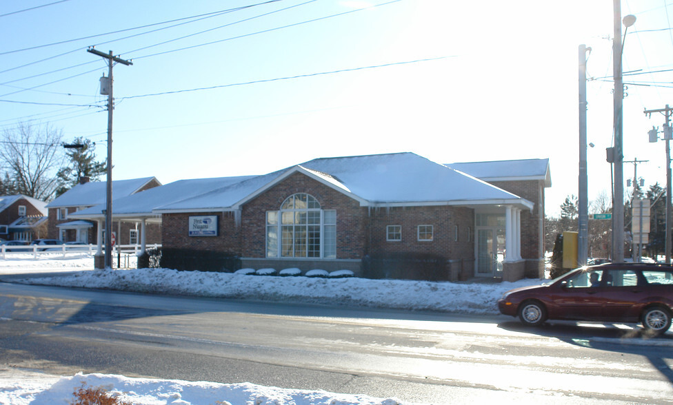 1742 Union St, Schenectady, NY for sale - Primary Photo - Image 1 of 1