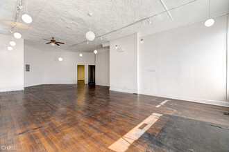 4336 N Pulaski Rd, Chicago, IL for rent Interior Photo- Image 2 of 4