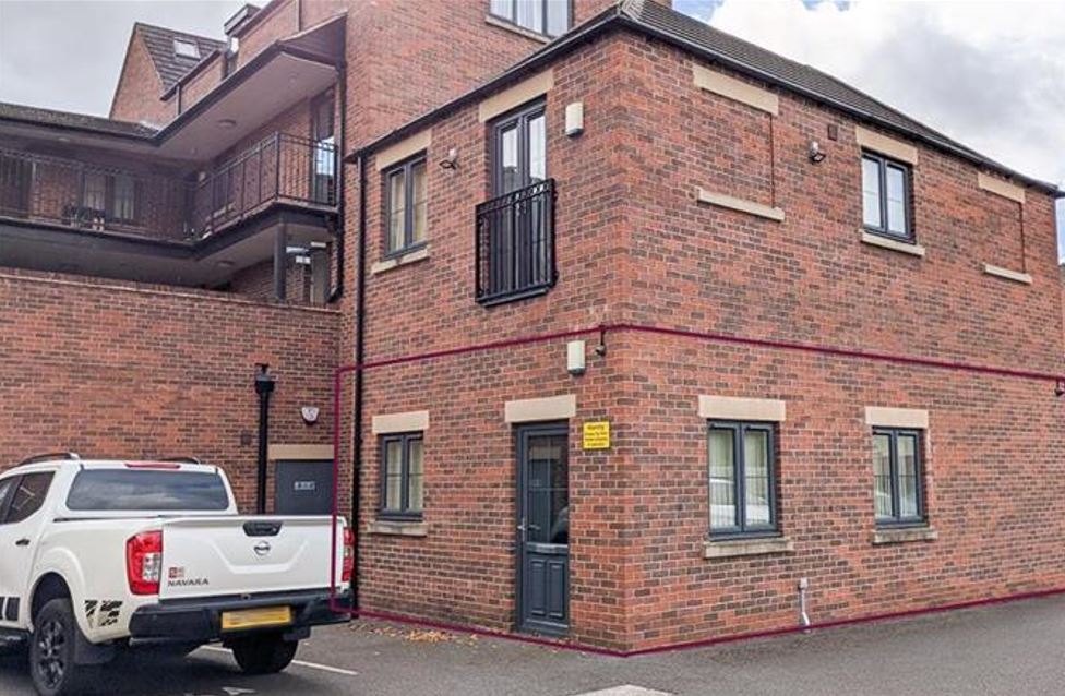 72A Derby Rd, Nottingham to rent Primary Photo- Image 1 of 3