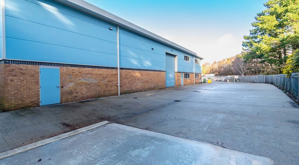 23 Witney Rd, Poole to rent - Building Photo - Image 3 of 4