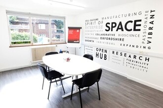 77 Camp Rd, Upper Heyford to rent Interior Photo- Image 2 of 6