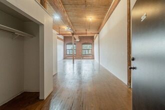 4035 Rue Saint-Ambroise, Montréal, QC for rent Building Photo- Image 2 of 10