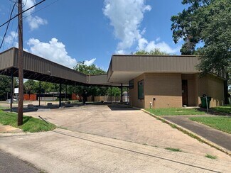 More details for 218 W Blum St, Alvin, TX - Retail for Sale