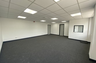 Shotts St, Glasgow to rent Interior Photo- Image 2 of 2