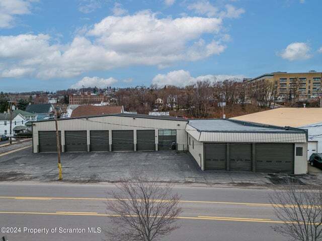 814 Wyoming Ave, Scranton, PA for sale - Building Photo - Image 2 of 20