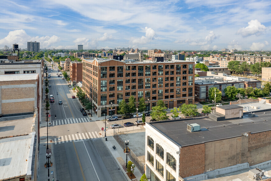 2300 S Michigan Ave, Chicago, IL for rent - Aerial - Image 3 of 3