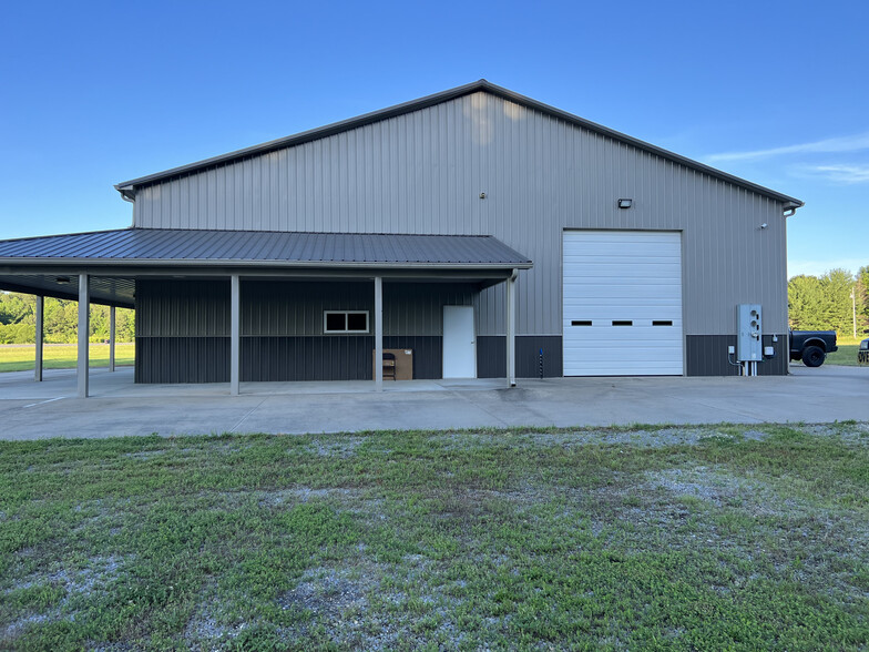 3700 Dover Rd, Woodlawn, TN for sale - Building Photo - Image 2 of 25