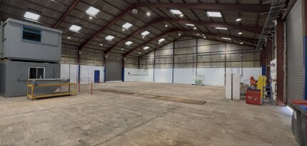 Fountainbleau, Newburgh to rent Interior Photo- Image 1 of 2