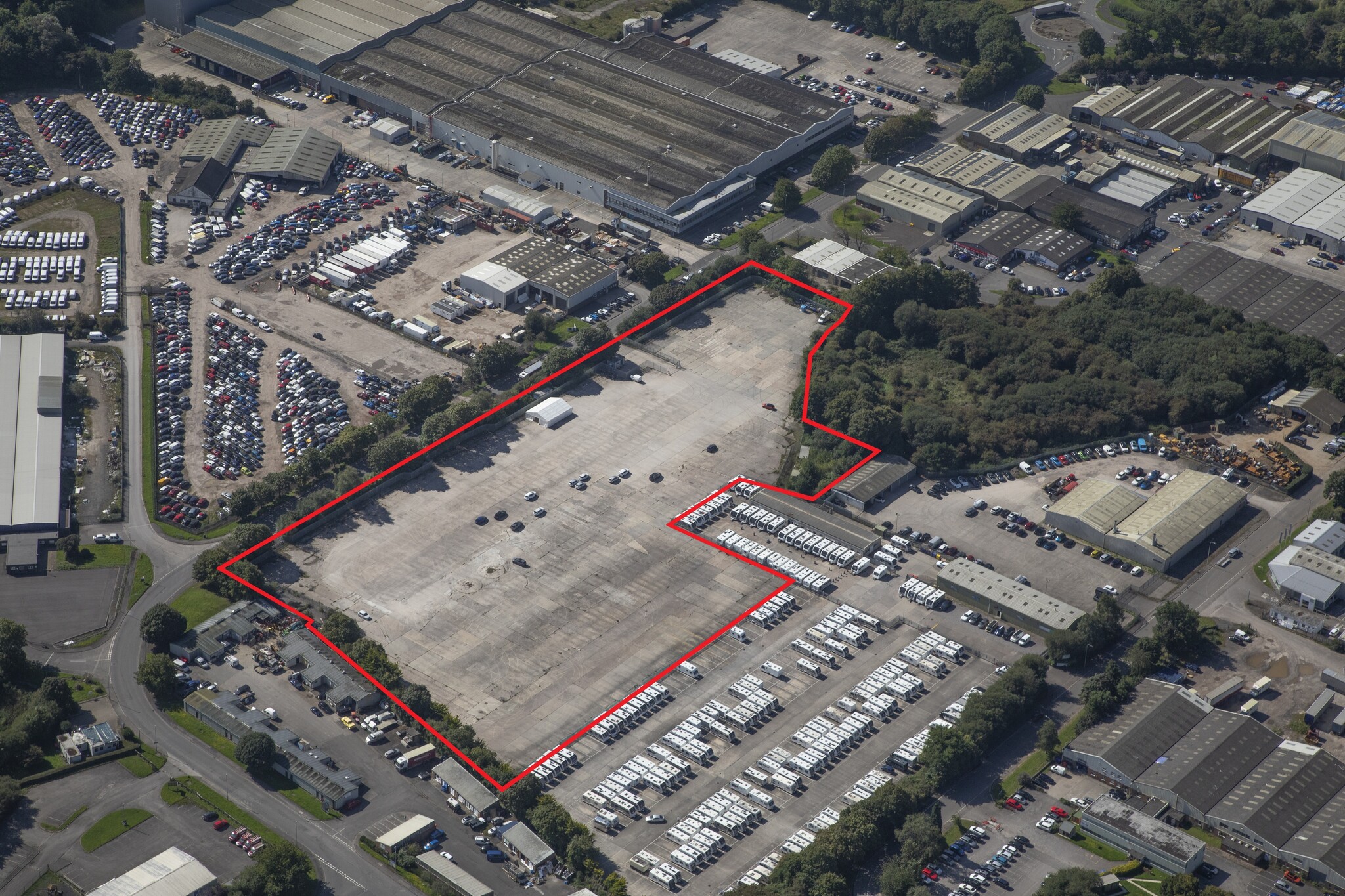 3/3A Quartermaster Road, Westbury to rent Primary Photo- Image 1 of 4