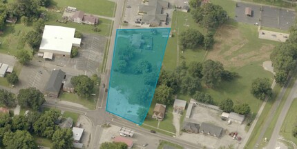 102 Main St, Weaver, AL - aerial  map view