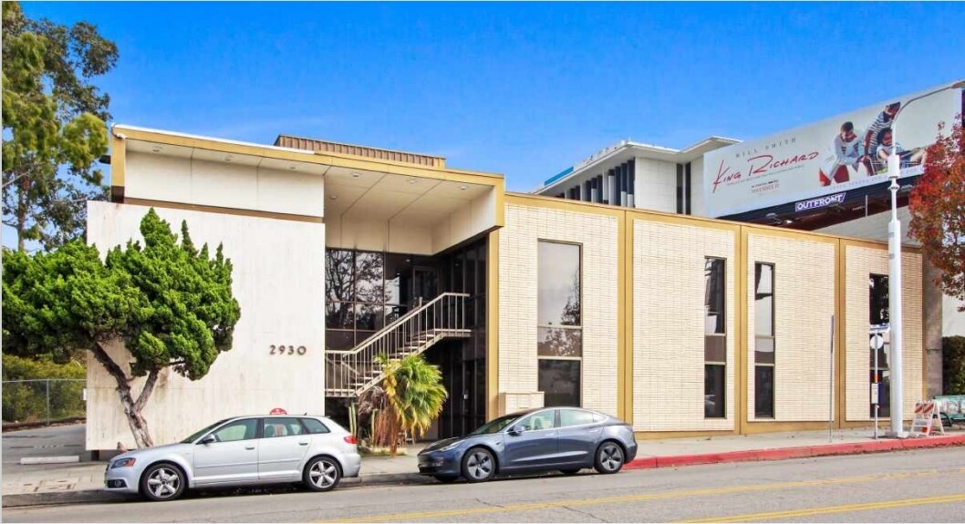 29302938 Westwood Blvd, Los Angeles 90064 UK