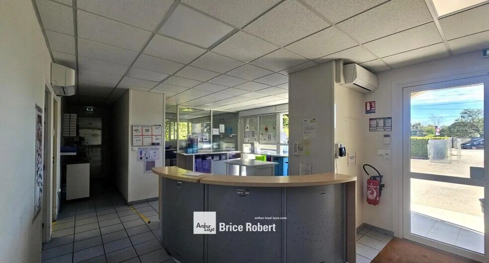 2 Impasse Maurice Ravel, Jonage to rent - Building Photo - Image 2 of 8