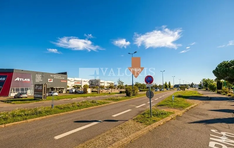 148 Route Nationale 6, Saint-Bonnet-de-Mure to rent - Aerial - Image 3 of 7
