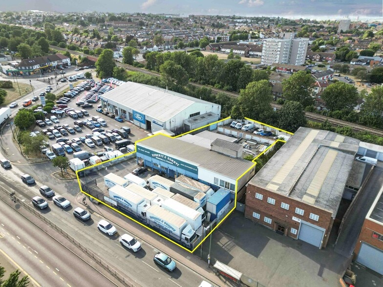 Thames Rd, Crayford for sale - Building Photo - Image 1 of 6