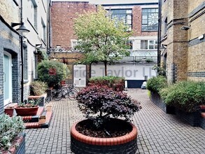 142-144 Liverpool Rd, London to rent Building Photo- Image 1 of 11