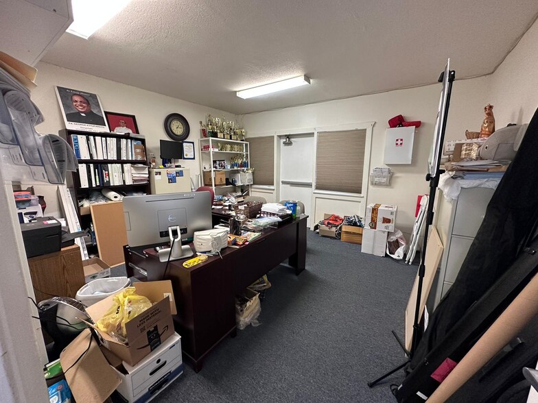 200 N Abbott Ave, Milpitas, CA for rent - Building Photo - Image 3 of 66