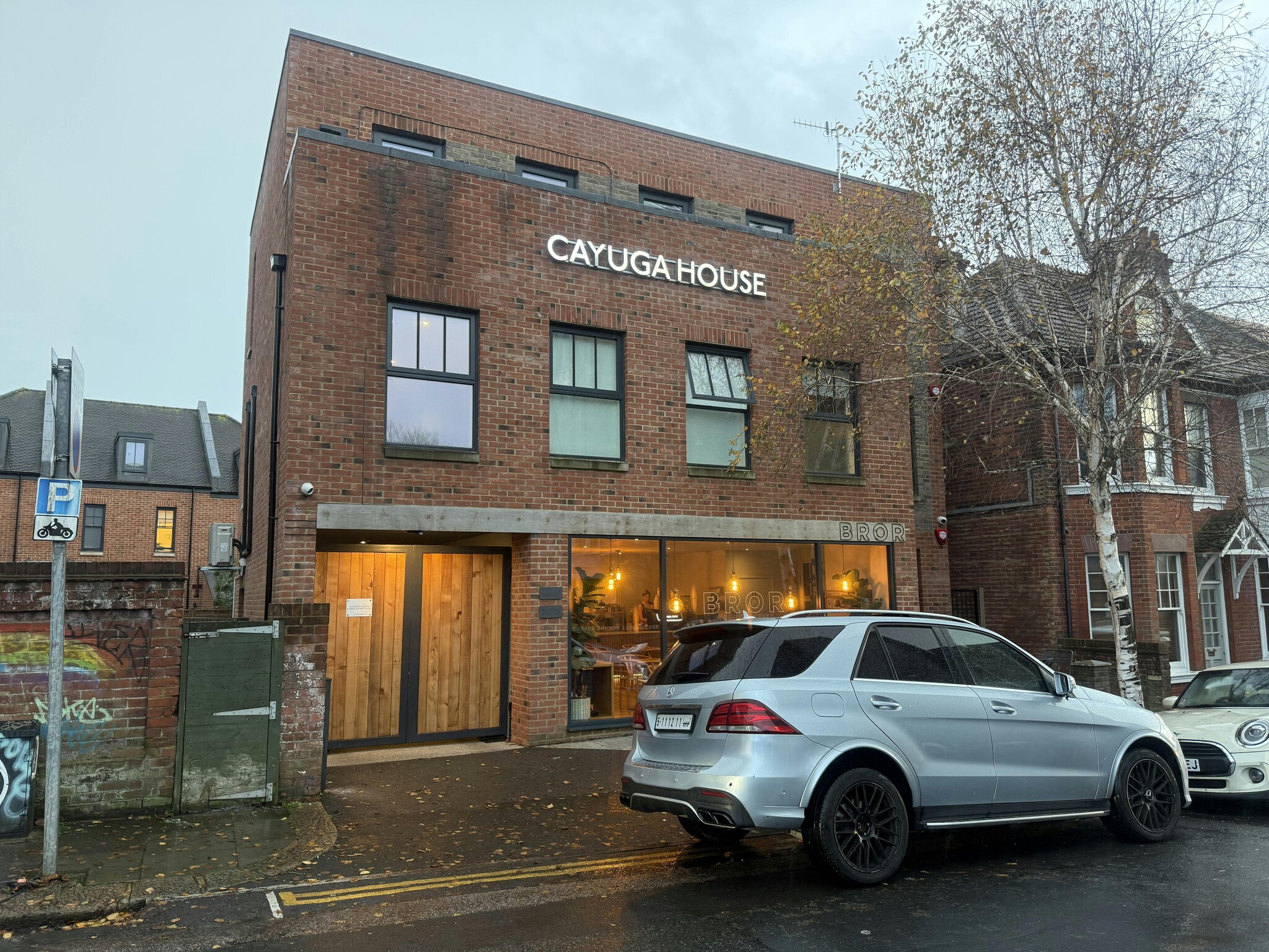 2A Addison Rd, Hove to rent Building Photo- Image 1 of 7