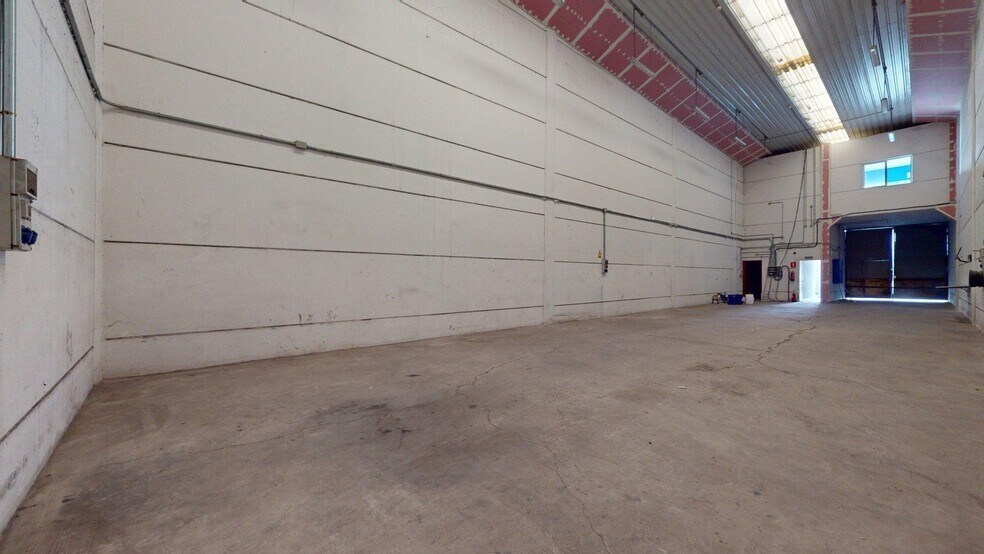 Industrial in Valdemoro, Madrid for sale - Interior Photo - Image 2 of 3