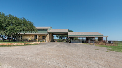 10421 FM 1670, Salado, TX for sale Primary Photo- Image 1 of 1