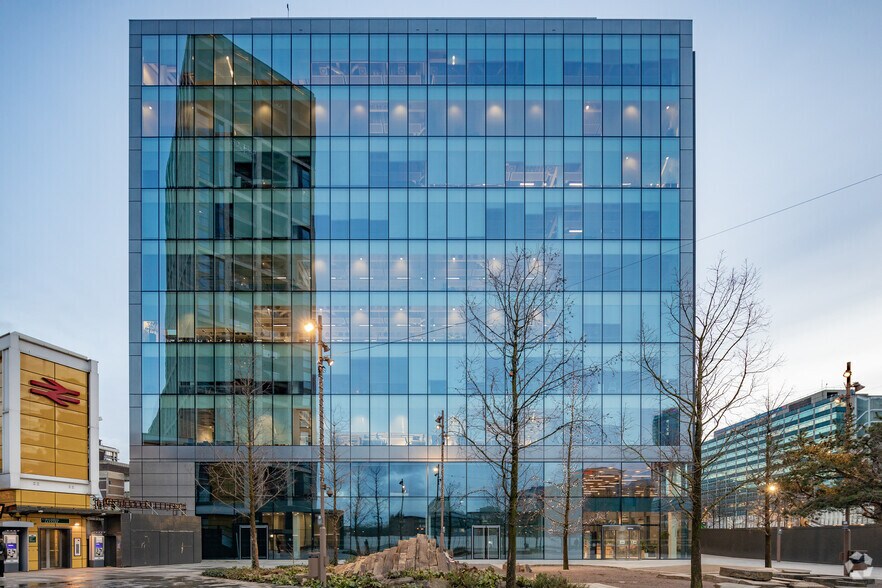 Ruskin Rd, Croydon to rent - Building Photo - Image 1 of 3