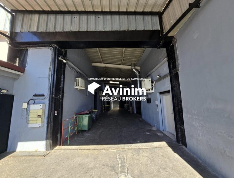 Industrial in Montreuil for sale - Construction Photo - Image 2 of 4