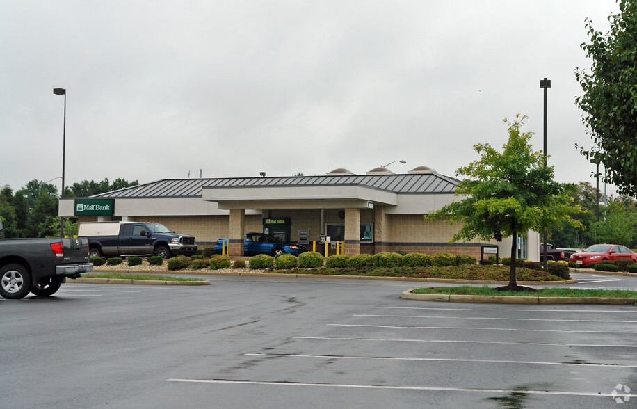 17724 Garland Groh Blvd, Hagerstown, MD for sale - Building Photo - Image 1 of 1