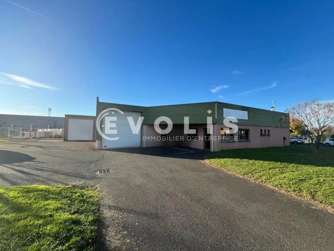 Office in Arnas to rent Building Photo- Image 1 of 8