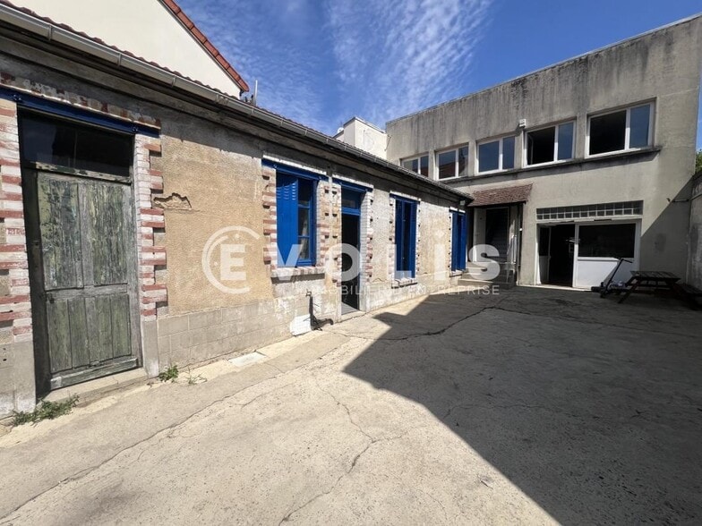 Light Industrial in Champigny-sur-Marne to rent - Building Photo - Image 2 of 17